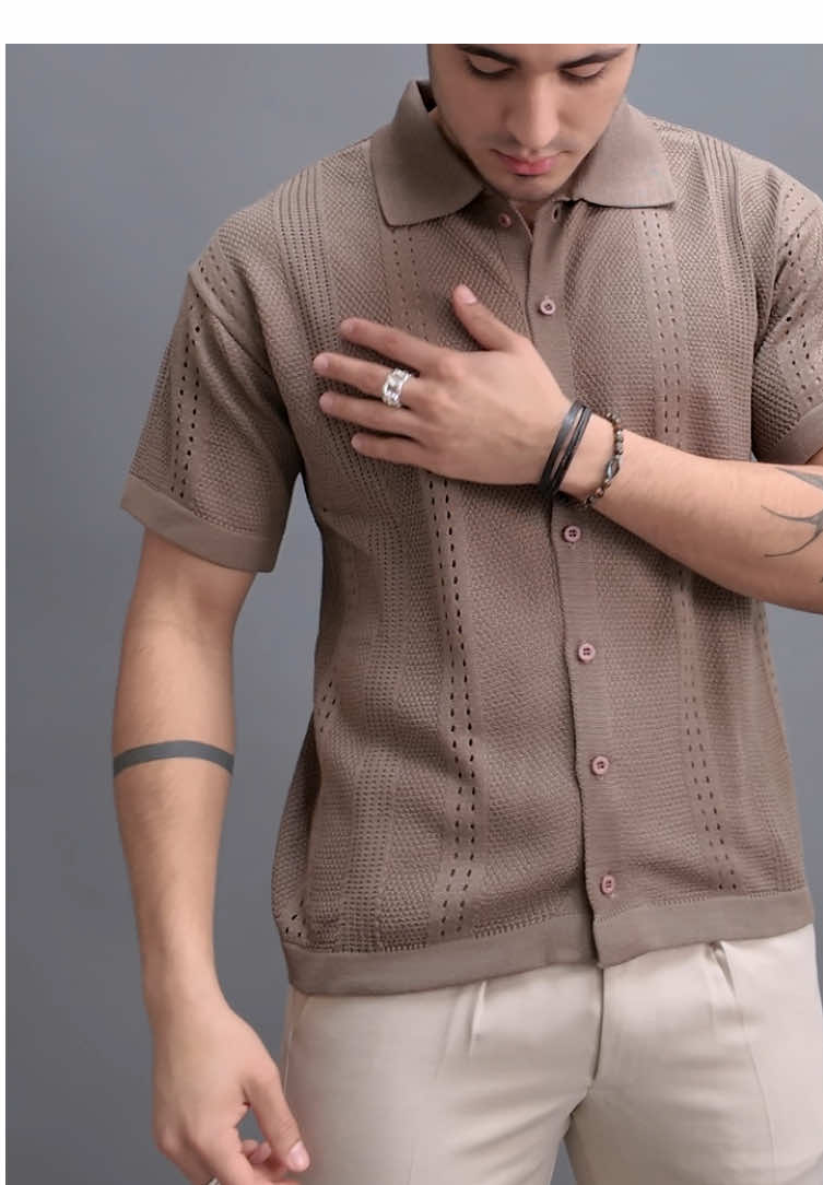 Camisa hilo MC  #fashiontrend2025 #outfitinspo  #gamarrafashion #camisahombre  #modaperu  Encuentra nuestros productos en www.moobstyle.com Cómpralos con total seguridad!📱💻 Envíos a Lima y provincia📦✈️