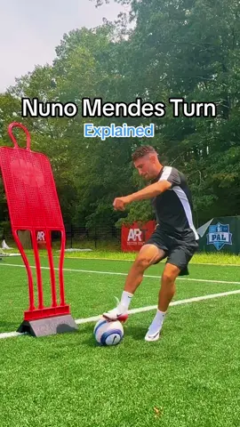 The Art of the Sole + Inside Turn 🔄 World class skill by Nuno Mendes which is very difficult to pull off. Would you pull this off in a game? #Soccer #football #cristianoronaldo  #futbol 