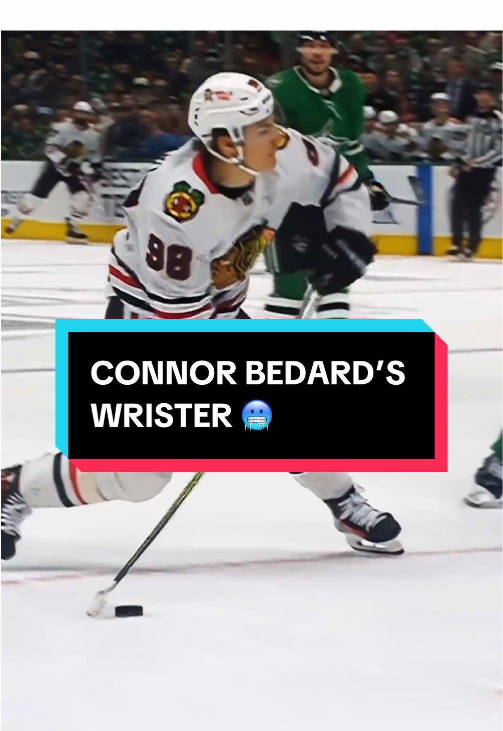 that stick flex 😮‍💨 #hockey #ConnorBedard #SportsTikTok #NHL #ChicagoBlackhawks 