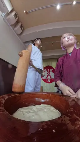 yosho hai yay yay accident original mochi making japan #fyp #xyzbca  #anime #japan 