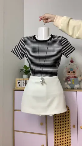 Chân váy ngắn siu tôn dánggg💕#reviewquanao #fashion #vay #vayngan #vayxinh 