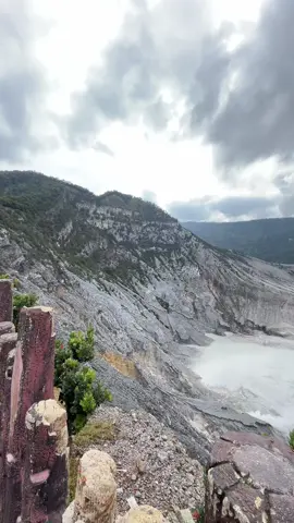 ketika tangkuban perahu sesuai ekspektasi #tangkubanperahu #lembangbandung #fyppppppppppppppppppppppp 