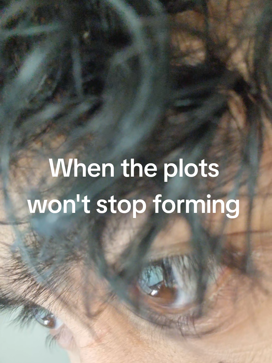 I am cursed with the insatiable desire to start new stories every time i see an amazing piece of media - to the point that I genuinely have to hold myself back from pitching my partners with plot ideas lest we never actually get to writing anything. Oh to suffer in success 😩 #rptok #roleplay #rptiktok #literateroleplay #fyp 
