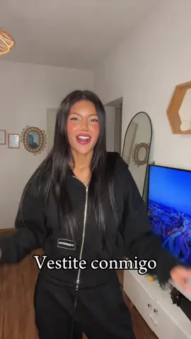 Siganme en el delirio✨ ig:_dulcepink_🐺 #fypシ゚ #lucy #grwm #cena #pareja 