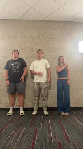 light tiktok dance rq #dance #dancetrend #trio 