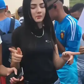 me identifico #tipografia #fyp #songs #melaniemartinez #sippycup 