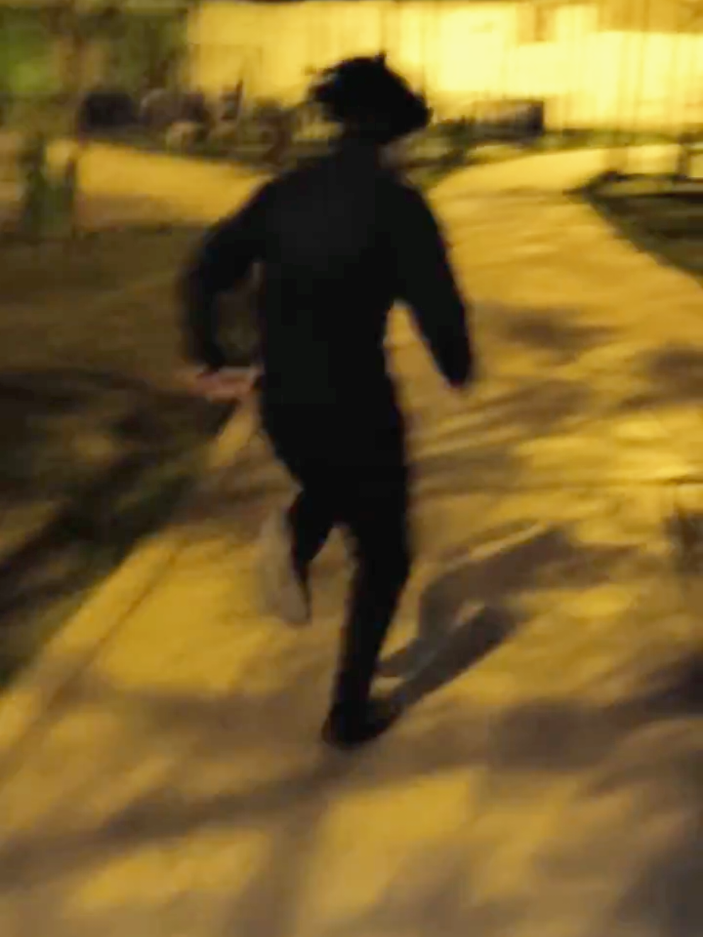 Ahí voy Karim, esperame que voy corriendo #fyppppppppppppppppppppppp #enjambre #fyp #karimytilin #camaradefaltas 