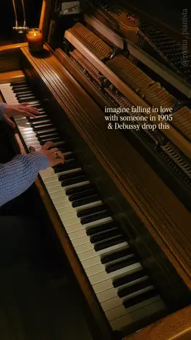 One of my most requested song 🎹✨️  🎶Clair de lune - Debussy #pianogirl #pianocover #clairdelune #classicalmusic #pianist 