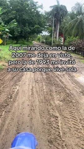 Son cosas del folclor  #vallenato #pueblo #humor #poncho #agro 