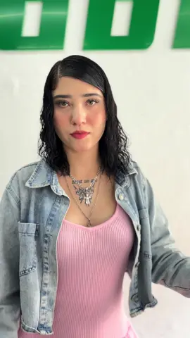 Te dejamos 5 cosas que no sabías de Reyna 👑 La nueva bicicleta de #evobike con colores que te van a enamorar 😍 Y un estilo único  Mira todo lo que esta bici te ofrece 😎 Visítanos en nuestra sucursal en Mérida  Calle 58 x 65 y 67 centro 