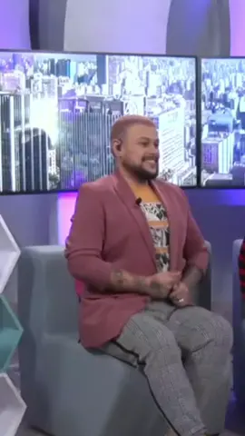 gente tá ao vivo #blogueirinhaafeia #diadeverao #divadepressão #lorelayfox #lorelive #fy #diatv #corridadasblogueiras #blogueirinha 