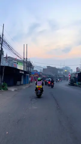 Vibess pagi tangsel hari ini bikin mager keluar 🥱 #tangsellife #tangsel #ciputat #kedaung #fypageシ 