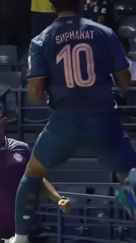 โครตเท่🫠#แบงค์ศุภณัฎฐ์เหมือนตา #ศุภณัฏฐ์เหมือนตาดิ่ว่ะ🤩🔥 #ช้างศึกทีมชาติไทย🇹🇭 #บุรีรัมย์ยูไนเต็ด🏰💙 