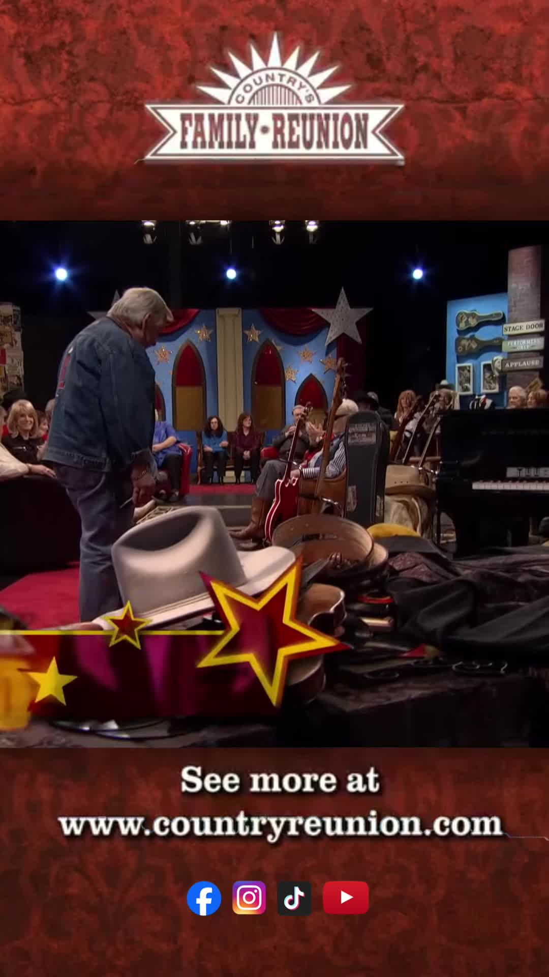 🎤 The voice of “Rose Colored Glasses” is back with another classic — John Conlee sings “Old School.” It’s a song about loyalty, love, and sticking to your roots… the kind of country music that never goes out of style. ❤️🎶 #nashville #tennessee #country #CountryMusic #music #LarrysCountryDiner #CountrysFamilyReunion #TheBluegrassChannel