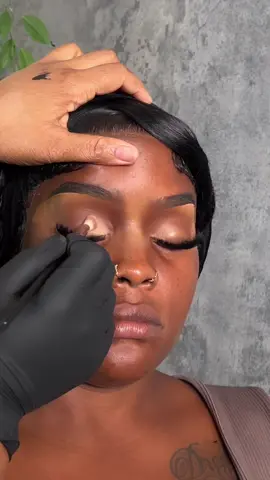 Sweet chocolate 🍫 🤎🤏🏽 #jamaicantiktok🇯🇲viral #makeupartist #jamaicamua #glowbylaunthia #jamaica 