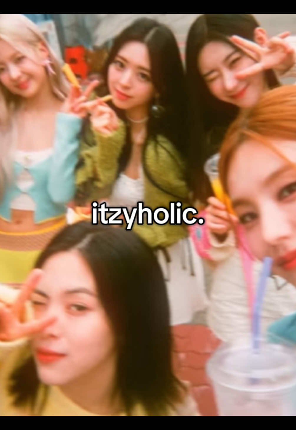 Itzyholic.. sugarholic..haha get it #itzy #holic #fyp #trending #foryoupage 