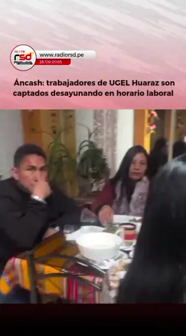🔴 #RSD | Trabajadores de la Unidad de Gestión Educativa Local (UGEL) Huaraz fueron sorprendidos esta mañana desayunando en la chicharronería San Francisco, ubicada a espaldas de la plaza de Armas del distrito, en pleno horario de trabajo. La denuncia fue realizada por la consejera regional de esa provincia, Yanet Pinto Toledo, quien a las 10 de la mañana de hoy transmitió en vivo el hecho, a través de su cuenta de Facebook. En el video se observa a los servidores públicos reunidos en el local. En los exteriores del establecimiento, fue captado el jefe de personal de la entidad, Heiner Jamanca Alvarado.