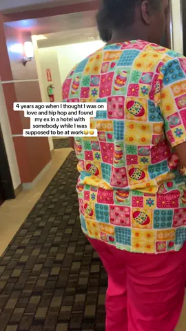 Pushed that girl right out the way I just wanted my rounds with that 🥷🏽.. I think I won😂😂🤣 *I had my cousin boyfriend act like he was hotel security at the door, the girl came and opened the door* EXCUSE ME PARDON ME🤣🤣🤣🤣 #jet2holiday #caughtcheating #hotelroom #busted 