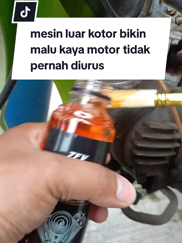 mesin luar kotor bikin malu dikira tidak pernah rawat mesin,ini solusinya murah banget sudah dapat kuasnya lagi coba kalian cek sendiri #pembersihkerakmesin #pembersihmesin  #enginedegreaser #zevdetailing #greyglestore 