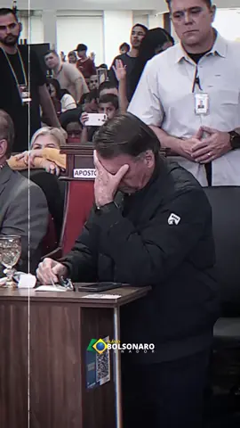 Quem tem Deus e o povo ao seu lado, sempre será levantado, não importa o tamanho das injustiças! #fy #bolsonaro #alexandredemoraes #ultimasnoticias #Deus @BolsonaroMessiasJair 