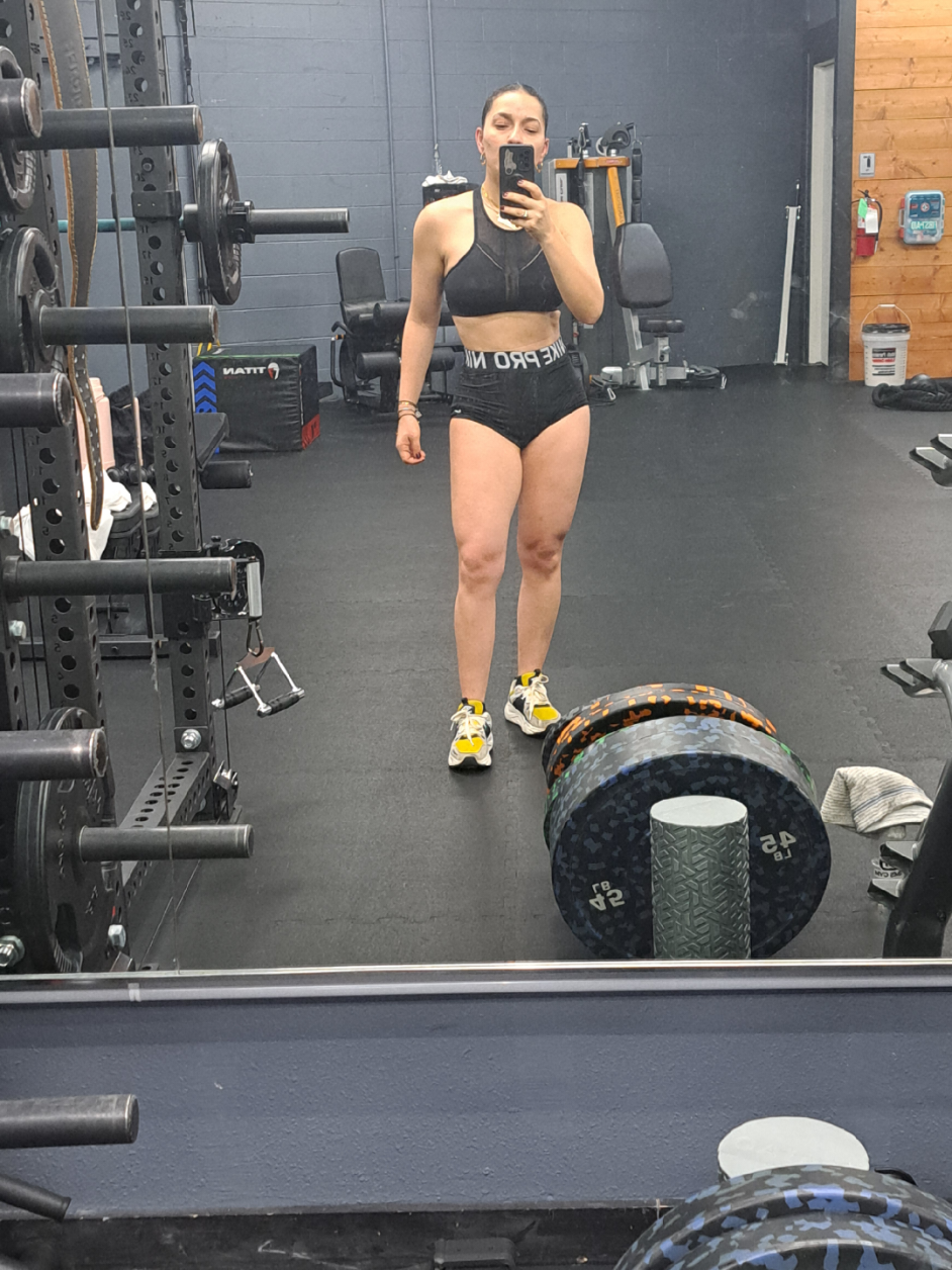 Que tu competencia sea solo contigo! Un dia a la vez... #loveyourself #helthylifestyle #lareinafit 