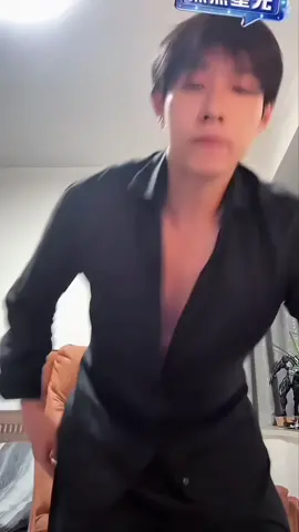 😭#maxiaoyu #dancetrend #ikuttrend #aktorchina #fyppppppppppppppppppppppp 