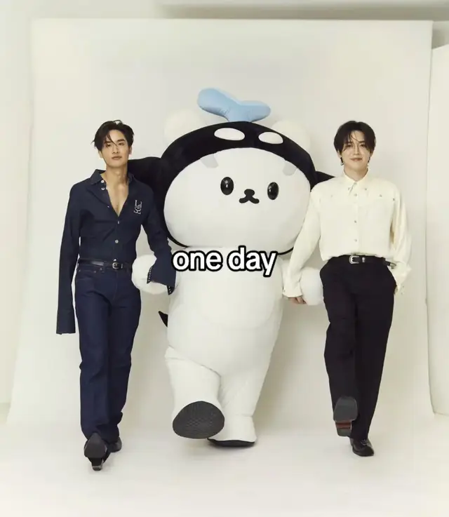 now we have family 🤗 #tawan_v #newwiee #taynew #polcasan 
