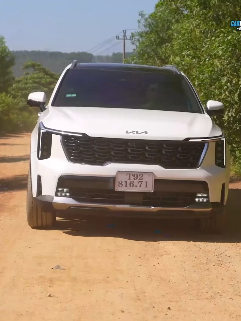 Đưa Kia Sorento 2025 vào địa hình hơi xấu một chút, nó ngon hơn hẳn Sorento tôi đang đi ae à! #autodaily #kia #sorento