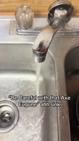 I cant be the only one who hears it. #fypシ #pinkfloyd 