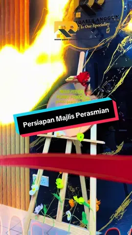 PERSIAPAN MAJLIS PERASMIAN PEJABAT URUSAN (PERASMIAN) REZEKI QASEH ANGGUN Tq semua staf yang terlibat untuk persiapan majlis kita. Moga semuanya berjalan lancar ok 🤲🏼 Aminnn  Cc: @Baddrol Bakhtiar  #perasmian #perasmianpejabat #perasmianrezekiqasehanggun #ybbaddrolbakhtiar #baddrolbakhtiar 