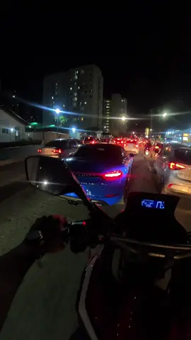 Que poste linda😍🤯 #corredor #corredordemoto #transito #xre300 #motovlog 