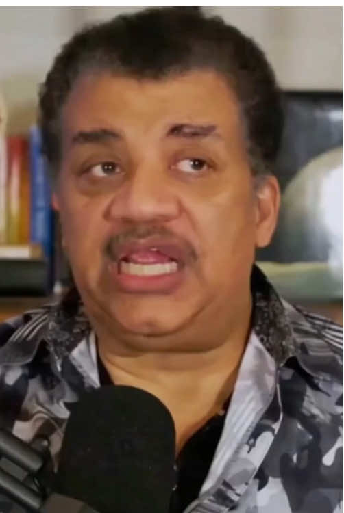 On September 21, Saturn will be very close to the Earth 🪐.  - - This video may contain artificial intelligence-generated content for storytelling, which is not the real Neil DeGras Tyson. - - #Science #space #Astronomy #saturm #neildegrastyson 