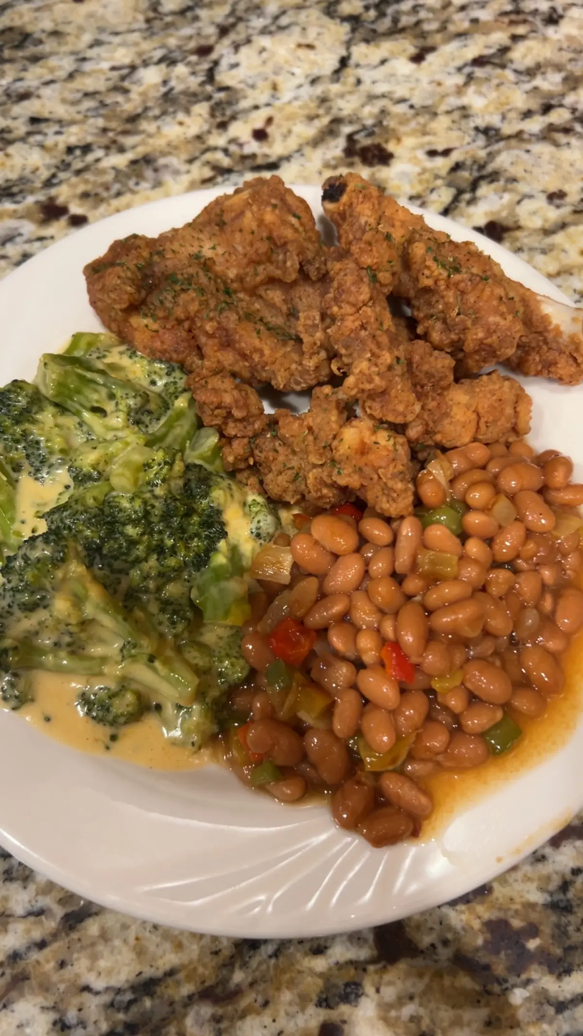 Fried Ribs, Broccoli n Cheese n Baked beans ☺️#fyp #viral #Foodie 