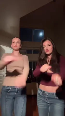FREAK OUT !                                                        #foryou #viral #trend #dance #FREAKOUT