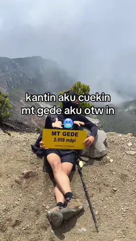 kidding #fyp #gununggedepangrango #trending #foryoupage #pendakifomo 