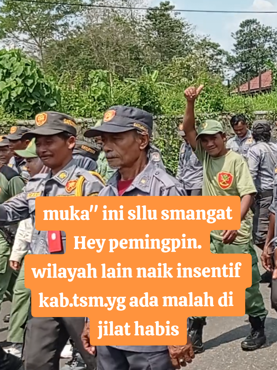 #satlimasbergerak#pemerintah.kab.tsm of/tidak dibayar insentif dan bpjs linmas.yg jadi pertanyaan kami(kenapa)(salahkamidimana) #perlu jawaban ya pak Cecep yg terhormat bupati kab.tasikmalaya
