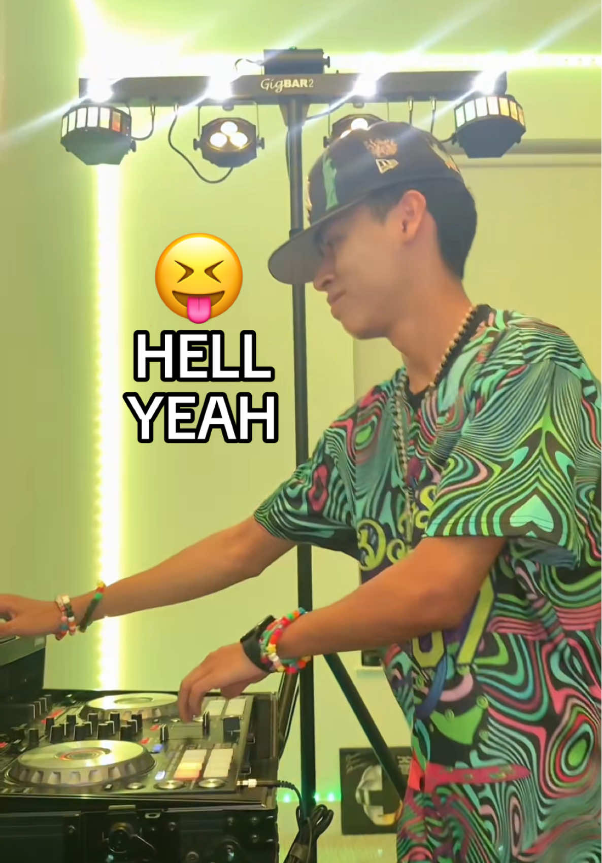 jersey from @Fansidea, Custom Your Idea💡‼️ #dj #mashup #liljon #transition #party @Missy Elliott @Ciara @Fatman Scoop @Pitbull @Lil Jon @ELALFAELJEFERD @Cherry scom @Govee @chauvetdj @AlphaTheta / Pioneer DJ USA 