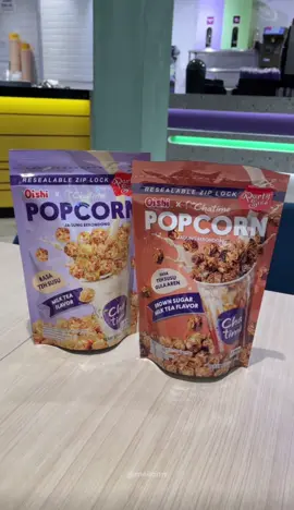 Ada popcorn rasa Chatime Milk Tea dan Brown Sugar Milk Tea, Lucu Banget! Bisa dihacks juga loh! @Chatime Indonesia  #chatime #popcorn #oishi #foodreview #foryoupage 