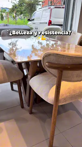 ✨ En MuebleLand ya contamos con comedores con tapa de piedra sinterizada, la tendencia que ha llegado para quedarse. ✔ Alta resistencia al calor, rayones y manchas ✔ Mantenimiento fácil, superficie no porosa ✔ Estética premium: acabados marmoleados, naturales o modernos ✔ Ideal para el uso diario, para familias y hogares que buscan durabilidad 📲 WhatsApp: +57 322 5828397 📍 Carrera 68L #37D - 03 sur, Carvajal, Bogotá