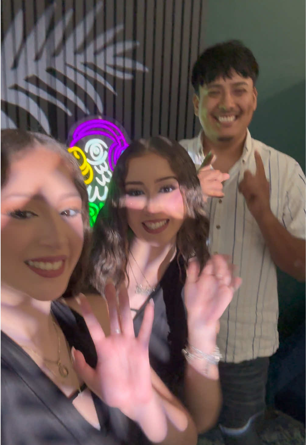 Besties Go Watch Podcast With Puro Cotorreo!!🎙️🦜🩷 Thank You For Having Us On & Cant Wait To Share Our Story🥹🫶🏼 @purocotorreo  #Capcut #fyp #parati #podcast #foryoupage 