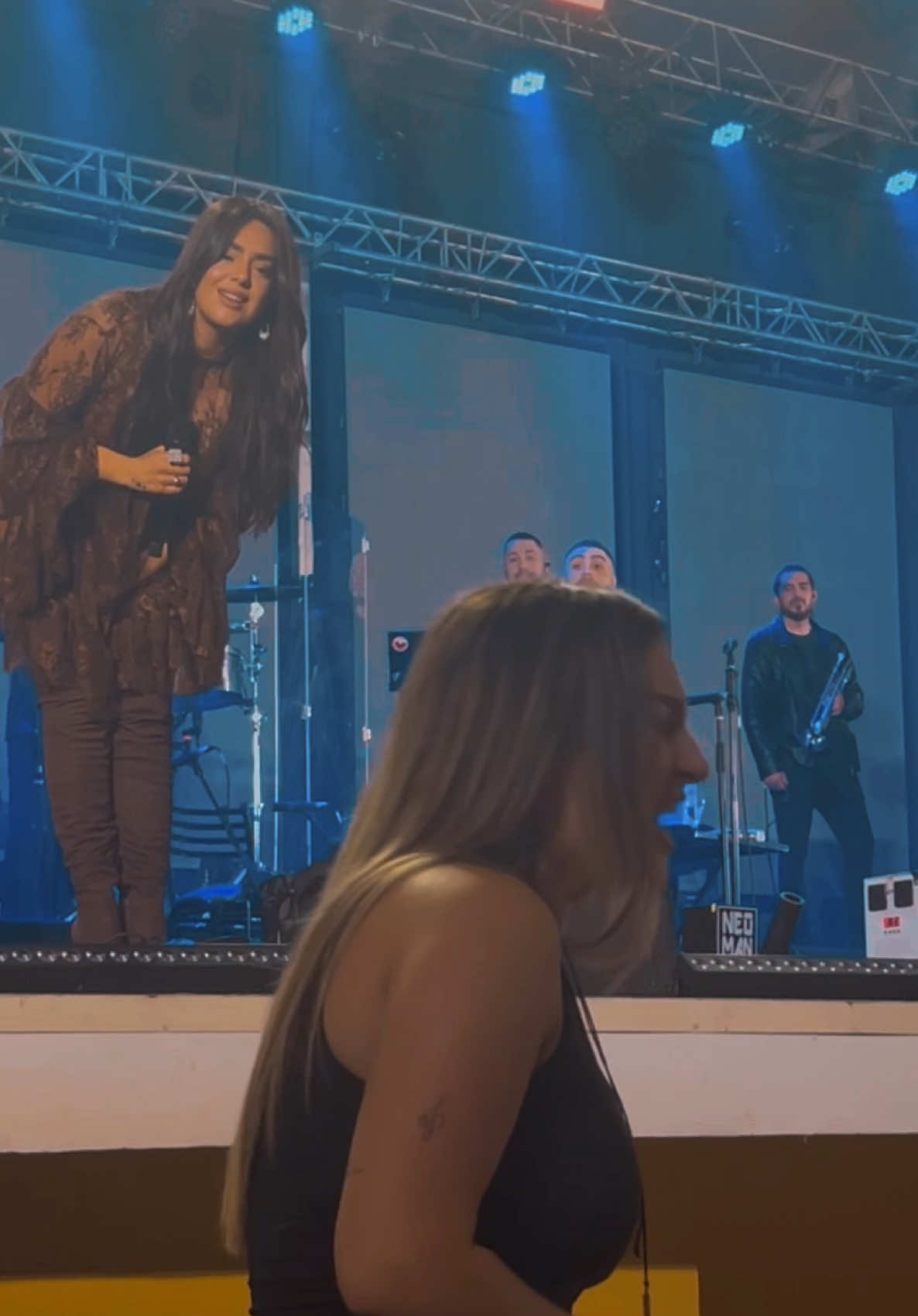 todavía sigo emocionada, gracias por esta oportunidad @Angela Leiva 🤍 gracias a todas las personas que me apoyan siempre fue una noche mágica ✨ #angela #casilda #parat #angelaleiva #fyp 