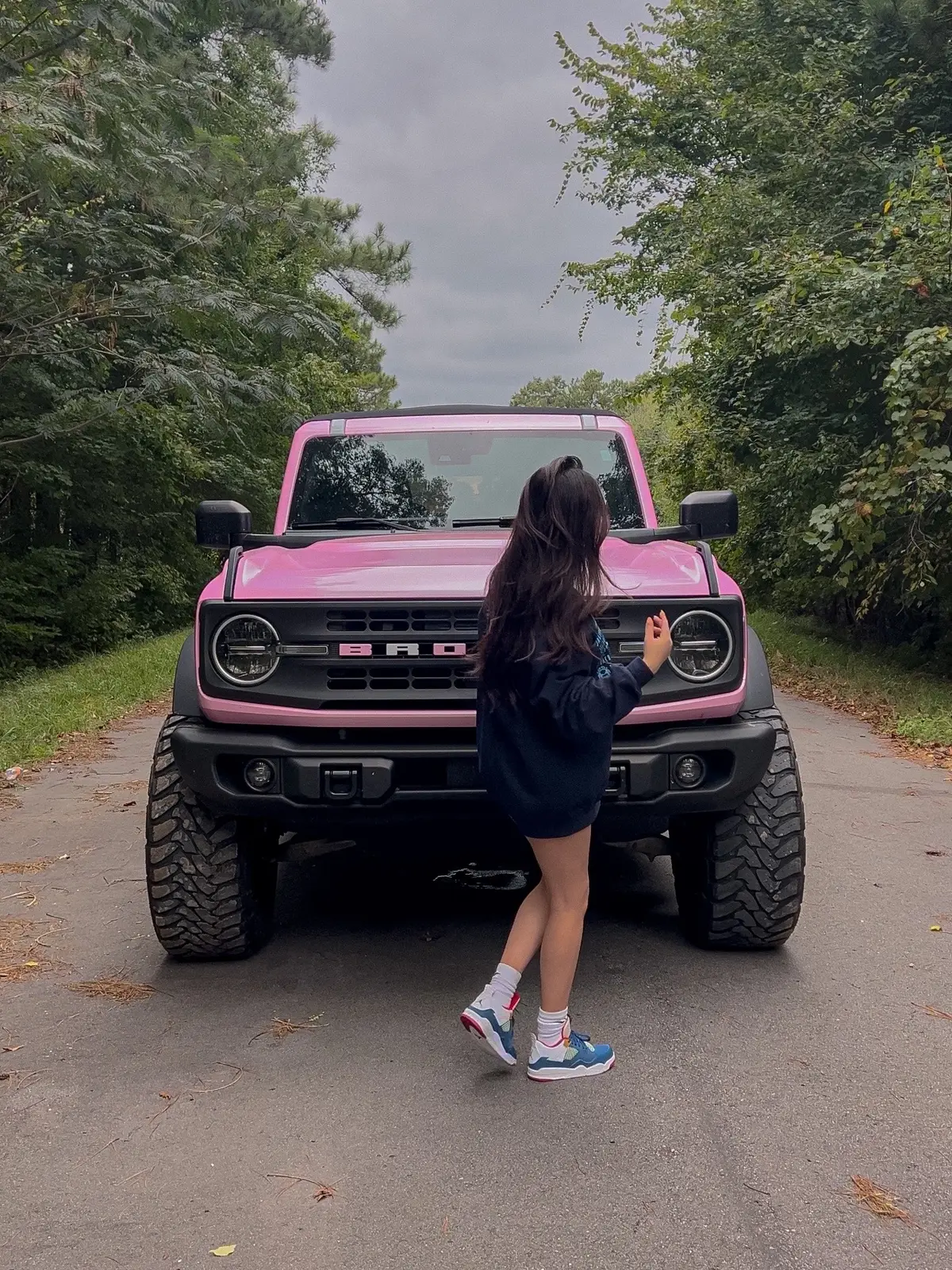 #pinkbronco #bronco #fordbronco #pink #offroad 