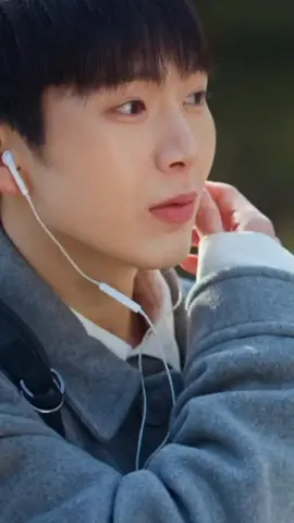 Kyusung sama Aejoon sabar banget yah, kalau gue, udah gue t*njok nih Siyeol🤧🤧🤧 Jangan cepat luluh yah Aejoon walaupun dia biasmu😭😭#mybiasisshowing #koreanbl 