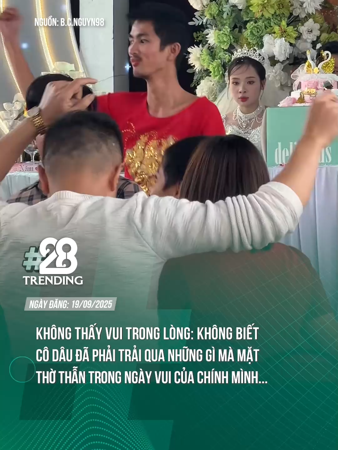 ÔNG ÁO ĐỎ TRÔNG CÒN HỚN HỞ HƠN CÔ DÂU LẤY CHỒNG :))) #theanh28 #tiktoknew #theanh28trending #tiktokgiaitri