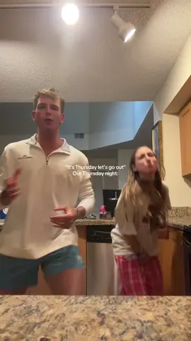 And in bed 9pm @Sophie Shanley #college #mulan #relatable #fyp #viral 