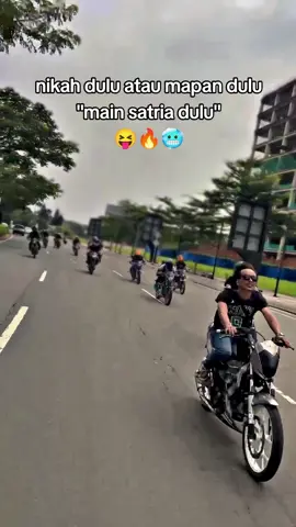 #fyp #viraltiktok #satriaf150  #satria150fi_độ_kiểng #lewatberanda @User FUfi @Ivannn💦 @Baby black white07 @fu_fuji🖤✨ @bang_ndy689 @Fu_BulLux @◆ I A N ◆ @Idhon @Wahyu V-gen @benyekdohc @Arya saputra @arydtbgas_ @aAexsLL 