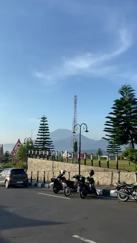 Cerah puoll#fyp #alunalunbandungan #bandungan #masukberanda #fyppppppppppppppppppppppp 