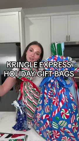 no way these weren’t invented by a tired mom at 3am Christmas Eve!! 🎄🎅🏻🎁#kringleexpress #drawstringgiftbags #giftwrapping #holidaygiftbags #christmas 