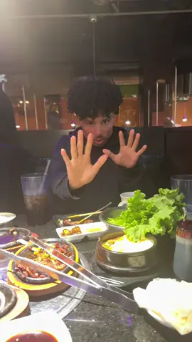 Went to dinner with this really odd guy  @larray 