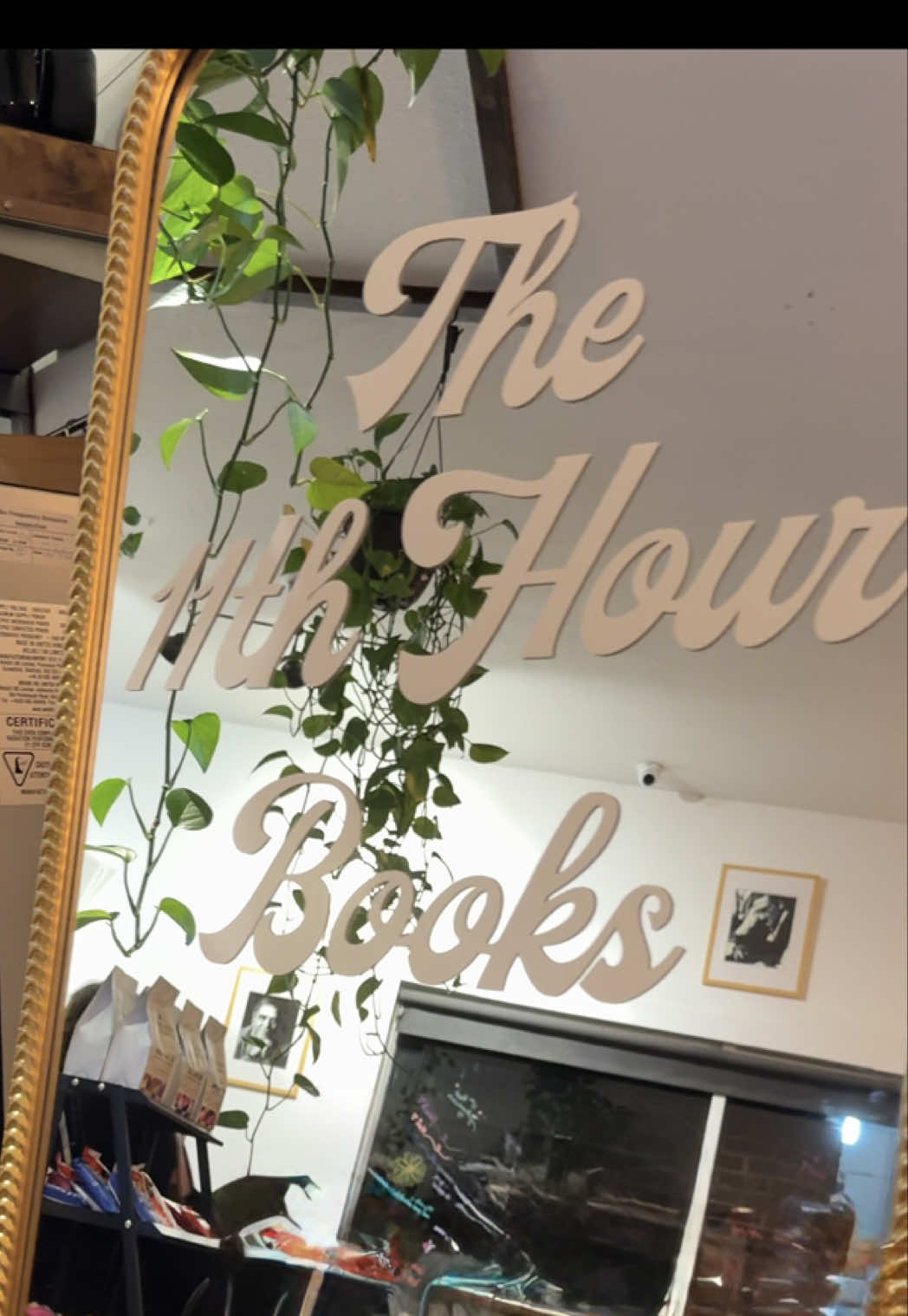 Alexa play ‘Anxiety’ by Doechii 🥲 Jokes aside. Even though I felt a little nervous as soon as I got to the book club, I enjoyed it SO MUCH. One of my goals this year was to do something out of my comfort zone and I’m glad I did! 10/10 recommend 💖 Thank you @the11thhourbooks for making it so comfortable and engaging! I had a blast. Also shoutout to @poeticrepubliccoffee for hosting and the delicious matcha 🍵  August Book Club Book: ‘Summer In The City’ by Alex Aster 🌃🗽💖  #bookclub #bookworm #bookaholic #bookish #bookcommunity 